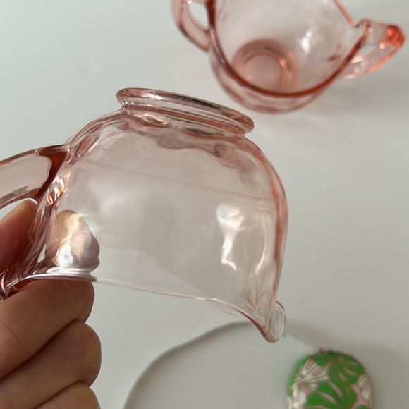 Vintage sugar and creamer, pink carnival glass, great condition no chips,cracks - Picture 5 of 7
